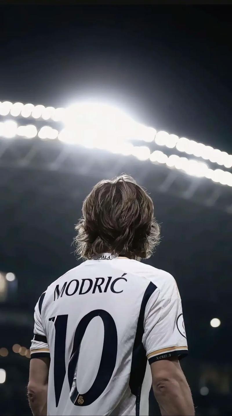 热闻｜曼市双雄双双平局收场！曼城1-1布莱顿，曼联客场2-2伯恩利